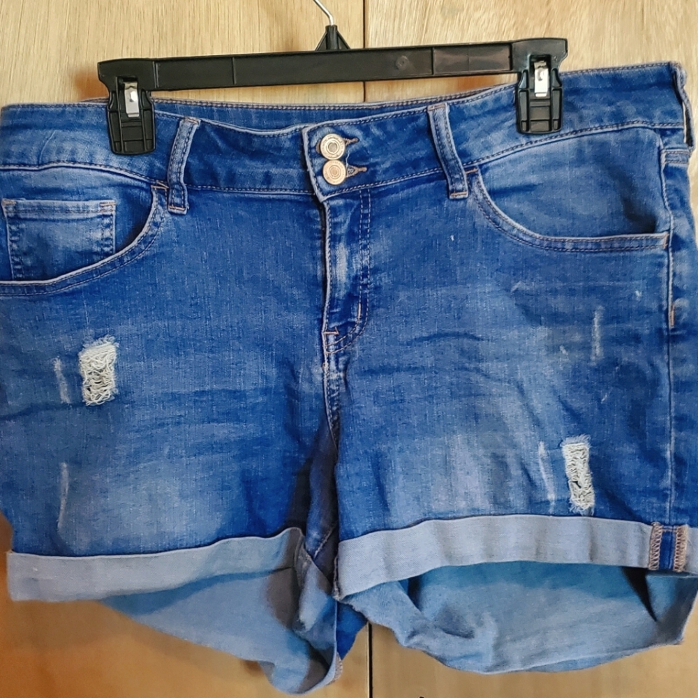 Jean Shorts size 17